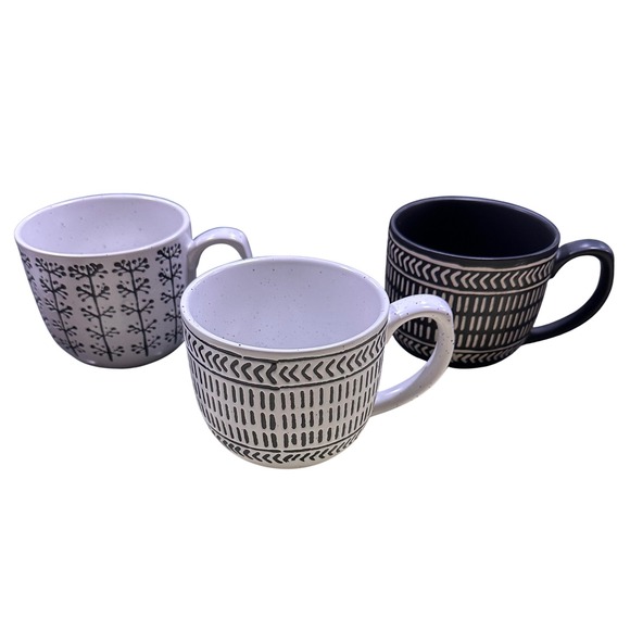 The Old Pottery Company Tribal Geometric Pattern Mugs Set of 3 Black White - Picture 6 of 12